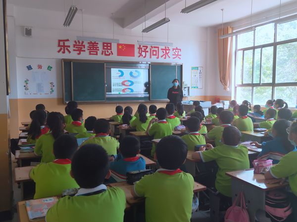 南关学校2.jpg