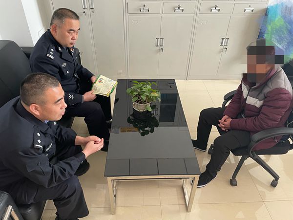 2.jpg