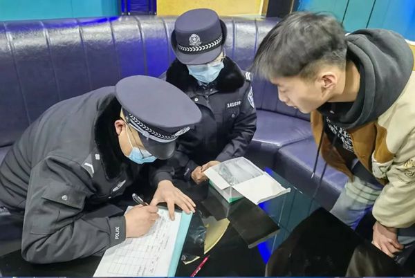 3.jpg